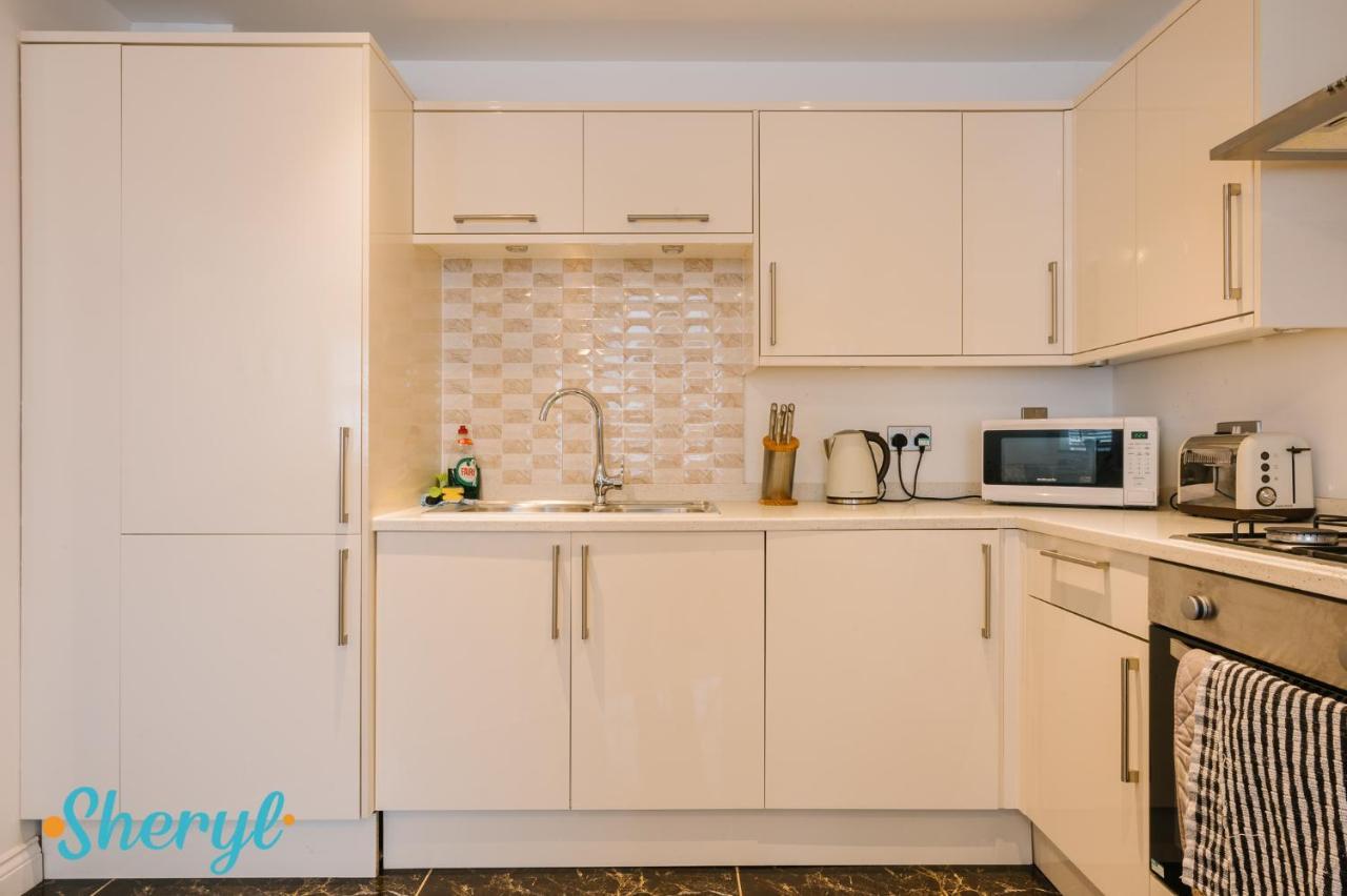 شقة The Flat 2 By Sheryl - Stone Throw To Northampton Gen Hosp & Town Centre المظهر الخارجي الصورة